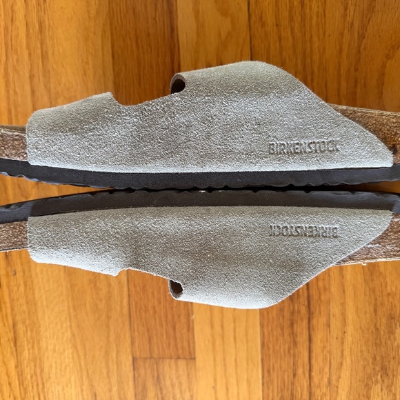 Birkenstock Arizona Suede Men’s Sandals in Taupe EU 45